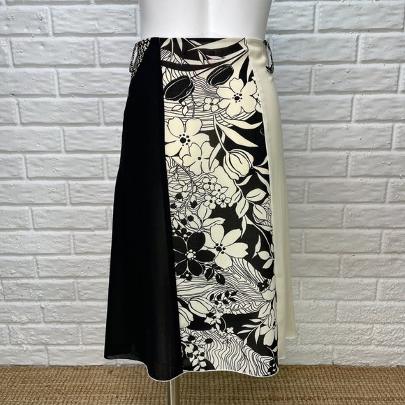Oscar de la Renta Black and White Patterned Skirt - Picture 3 of 6